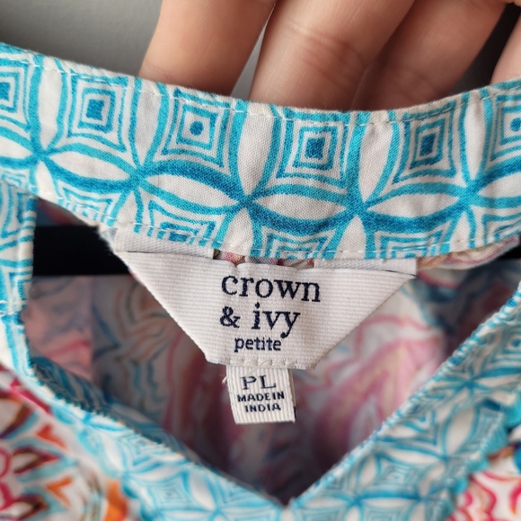 Crown & Ivy Sleeveless V-neck Paisley Floral Pattern Tunic Blouse Size Petite LG - Picture 10 of 12